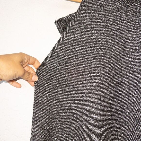 NWT Boohoo Silver Petite‎ Cora Turtleneck Glitter Shift Dress Size 4 - Picture 2 of 6